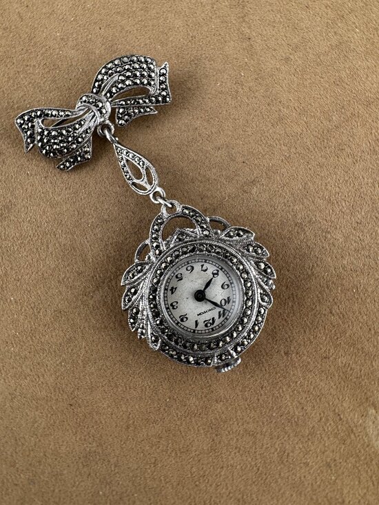 Vintage 1930\'s Croton Ladies Art Deco Marcasite Watch with Bow Brooch main image 8